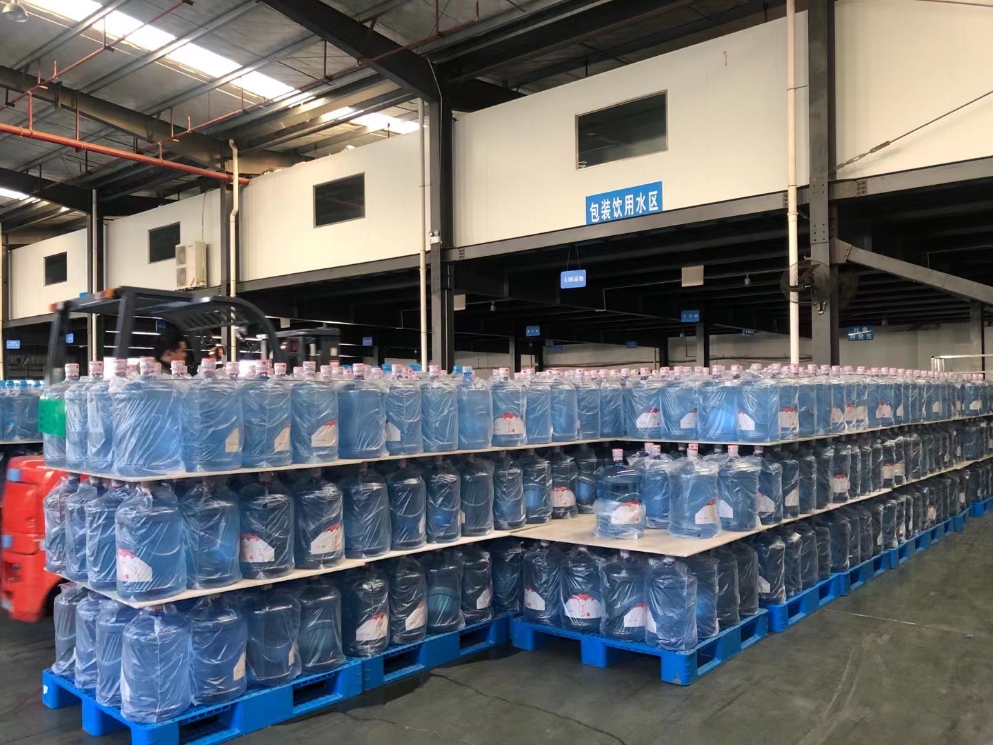 長(zhǎng)沙桶裝水同城配送中心 - --請(qǐng)選擇--桶裝水站